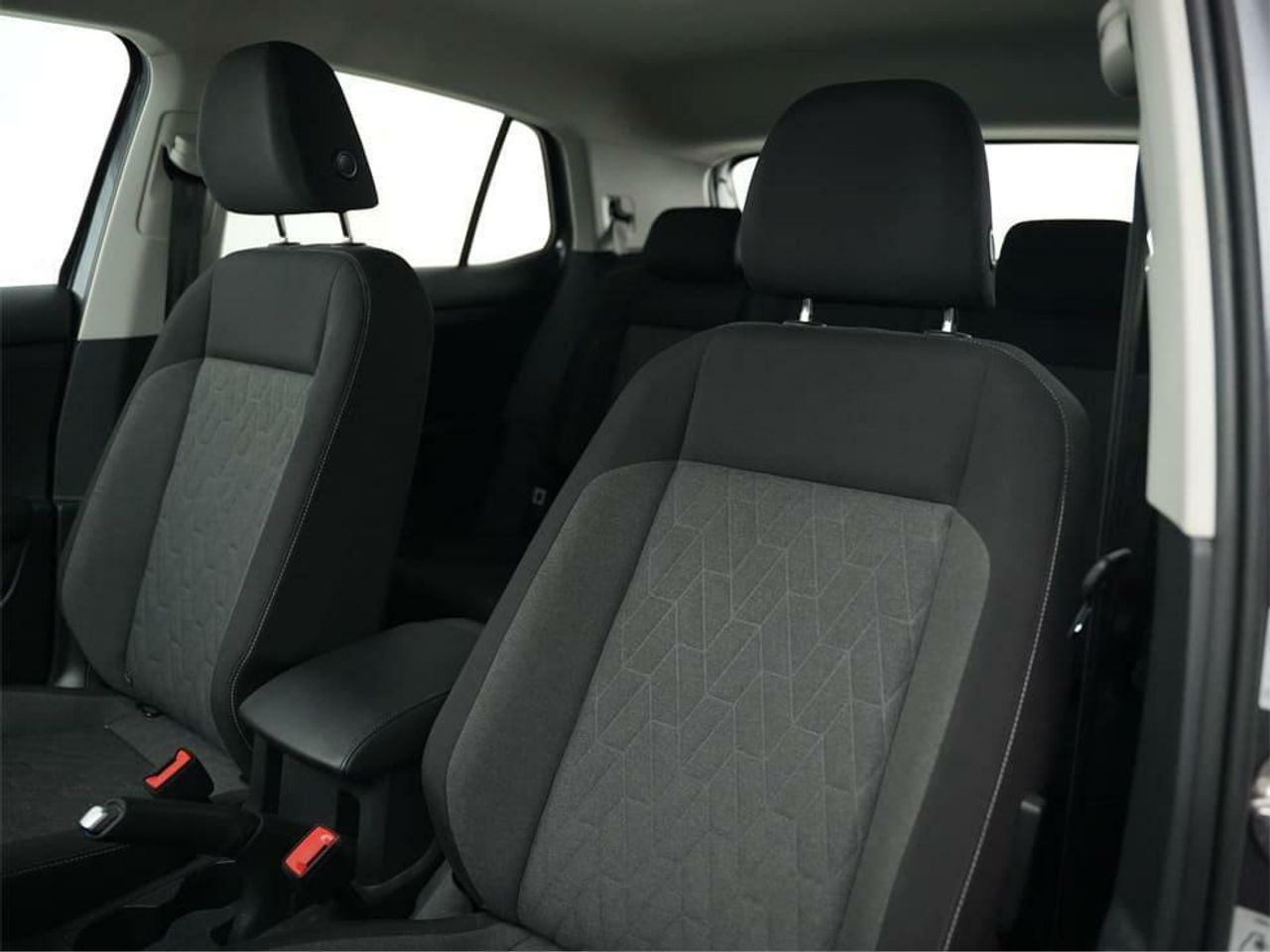 Foto Volkswagen T-Cross 17