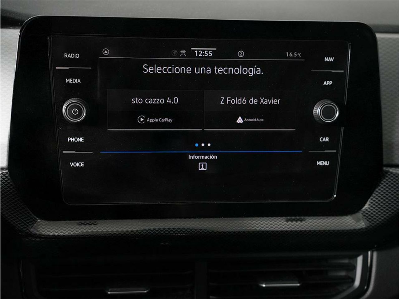 Foto Volkswagen T-Cross 12