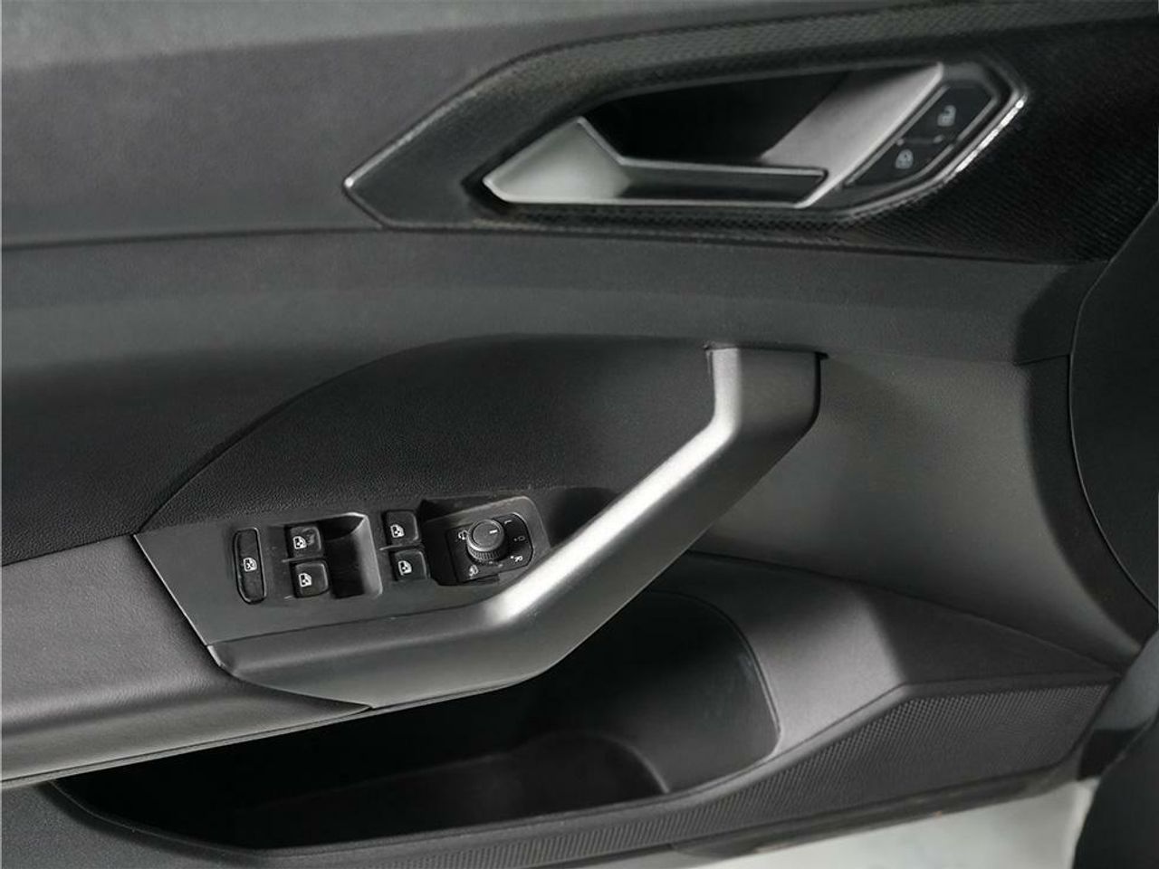 Foto Volkswagen T-Cross 20