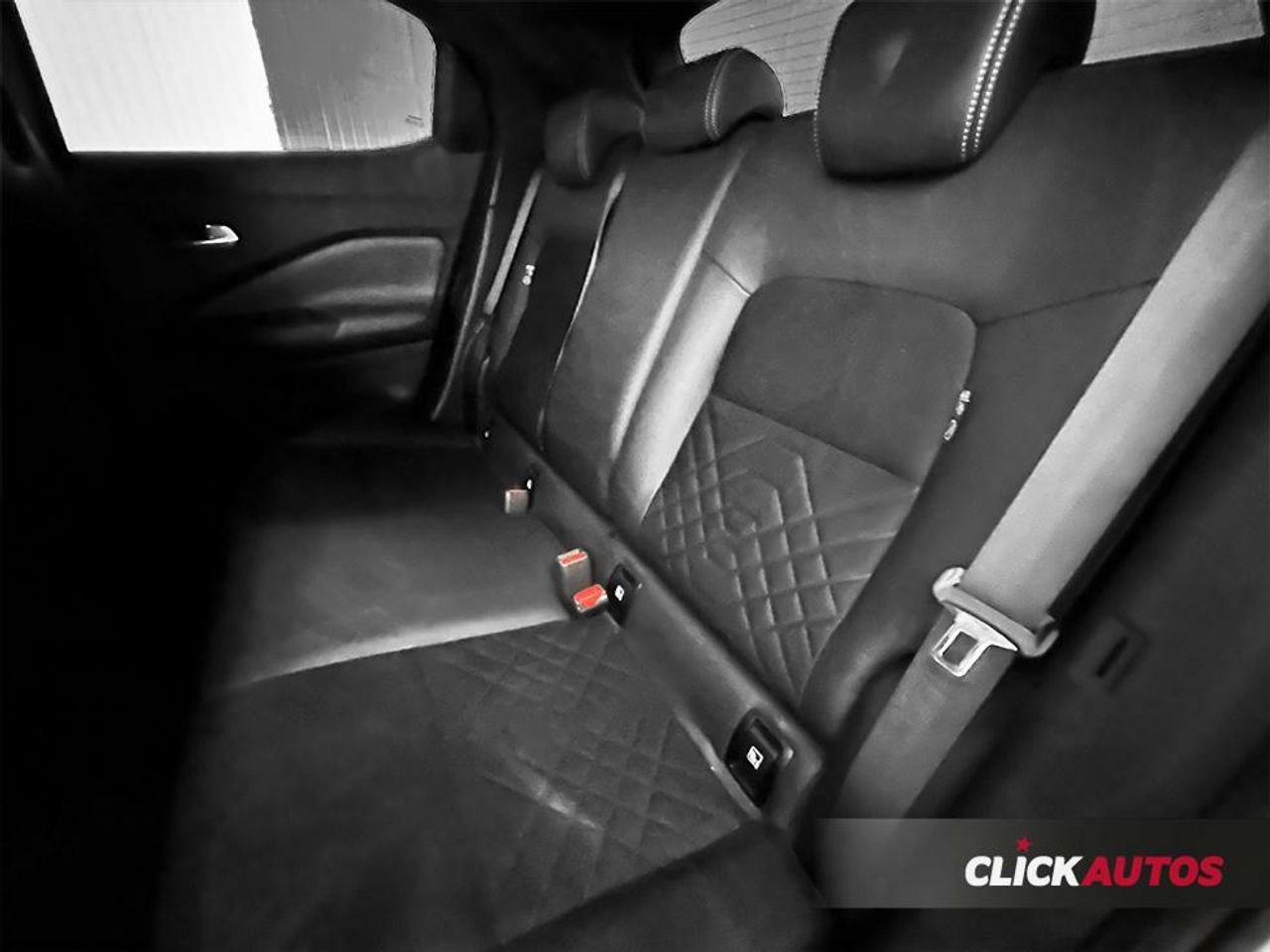 Foto Nissan Juke 18