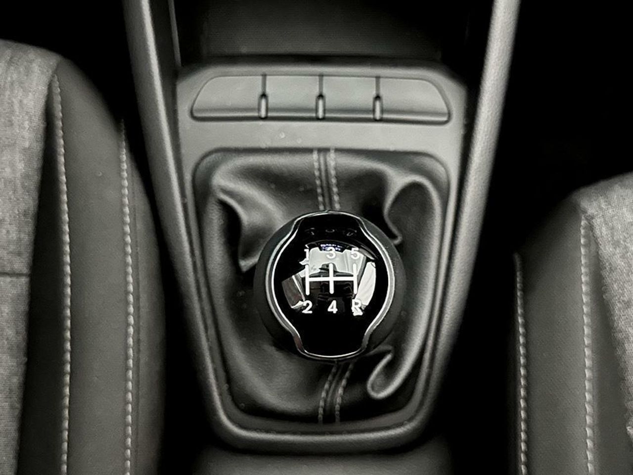 Foto Kia Stonic 13