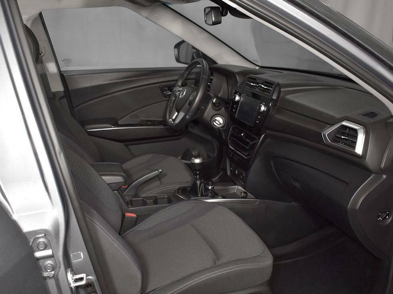 Foto SsangYong Tivoli 13