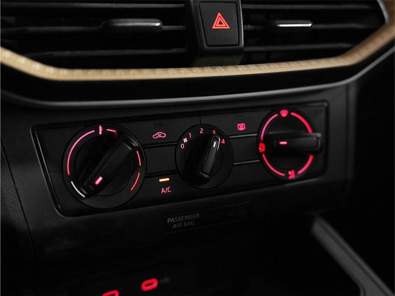 Foto Seat Ibiza 15