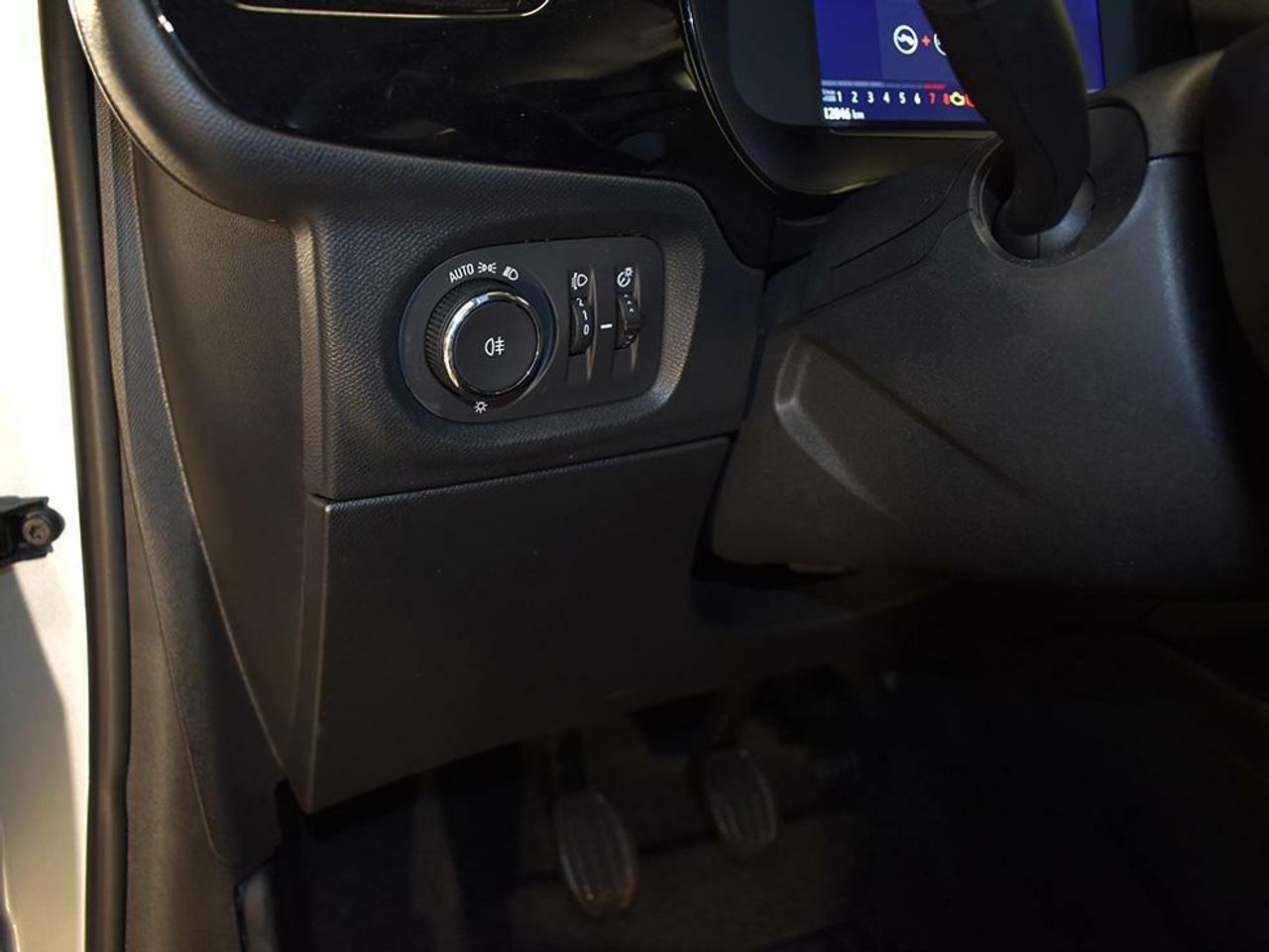 Foto Opel Corsa 11