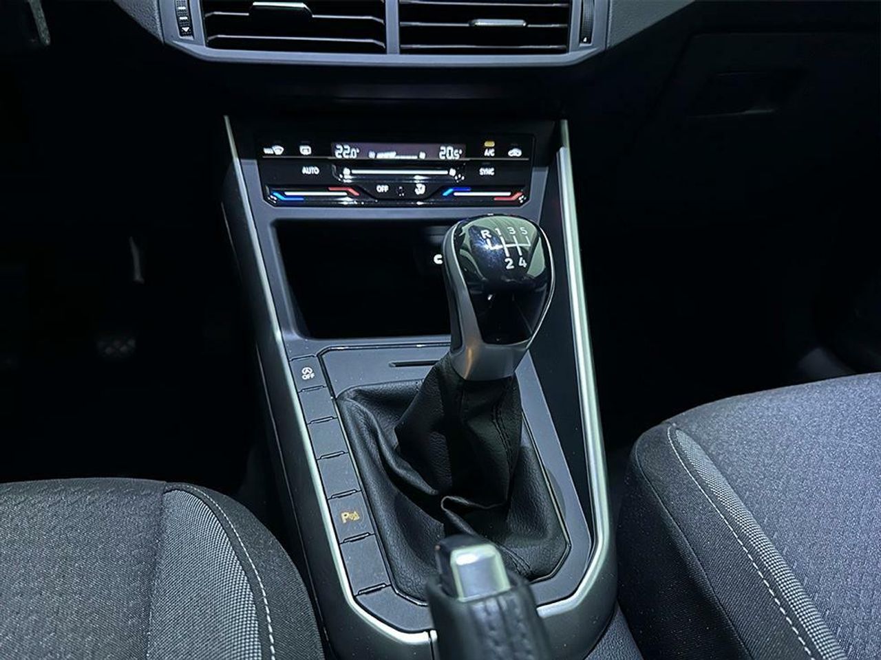 Foto Volkswagen Taigo 17