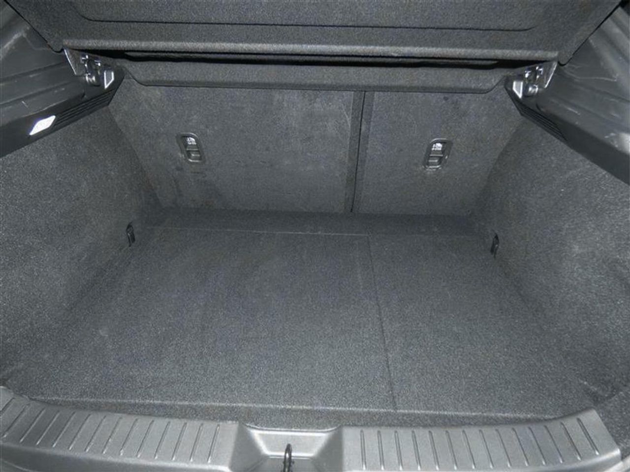 Foto Mazda CX-30 15