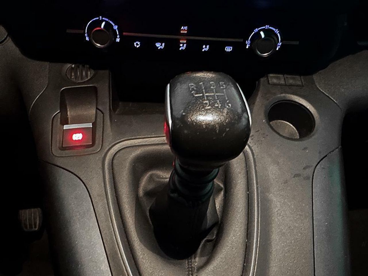 Foto Peugeot Rifter 15