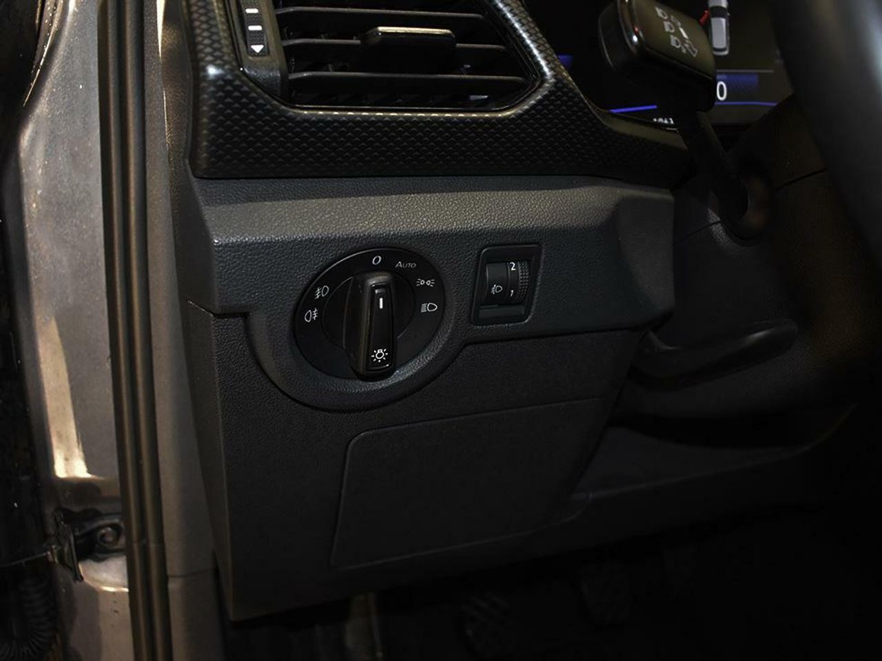 Foto Volkswagen T-Cross 14