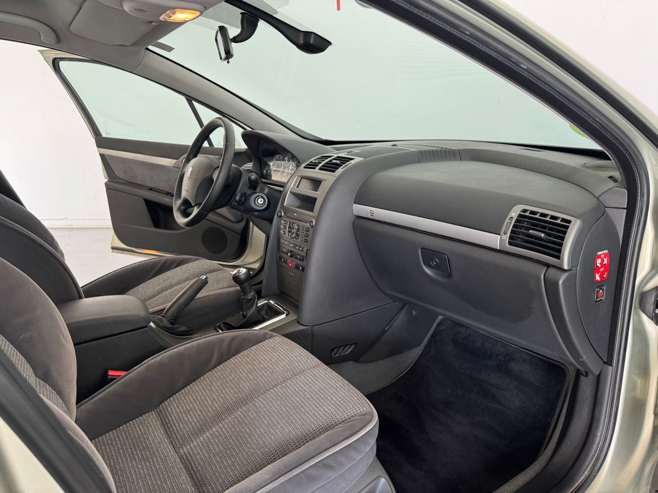 Foto Peugeot 407 13