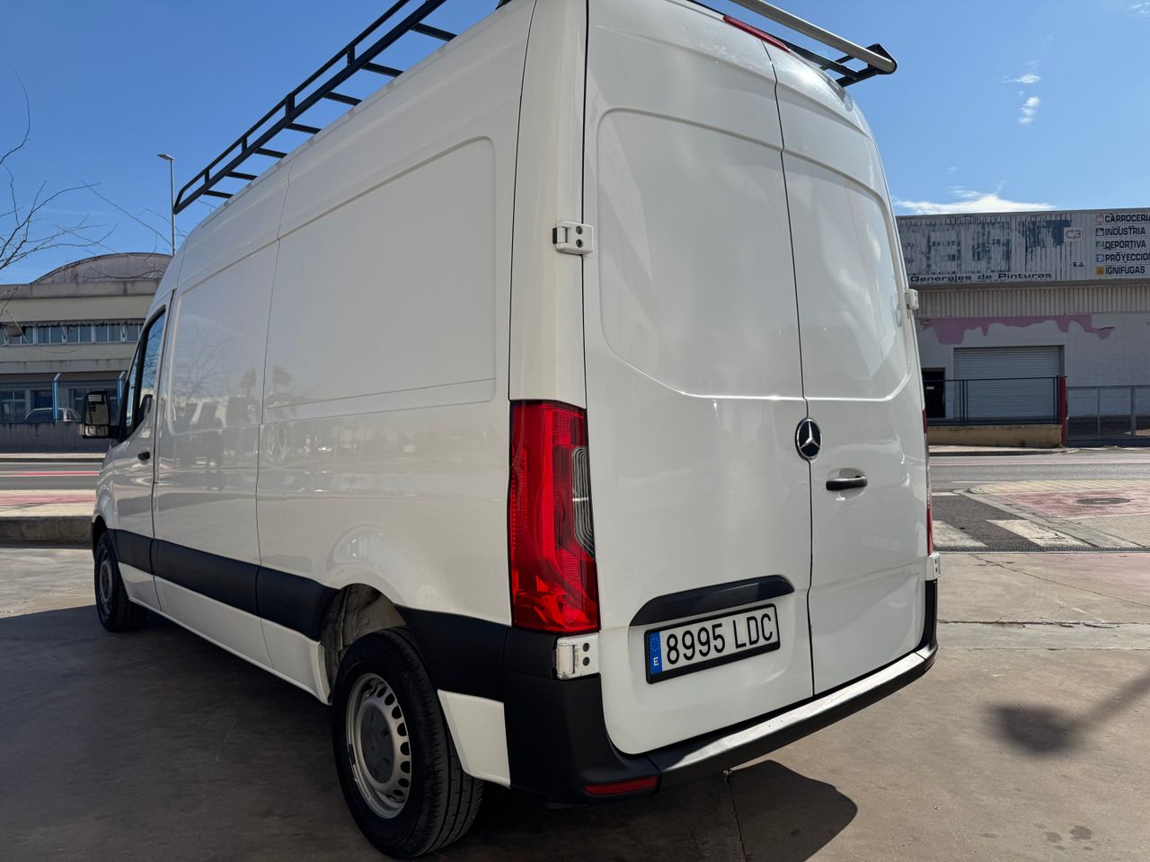 Foto Mercedes-Benz Sprinter 13