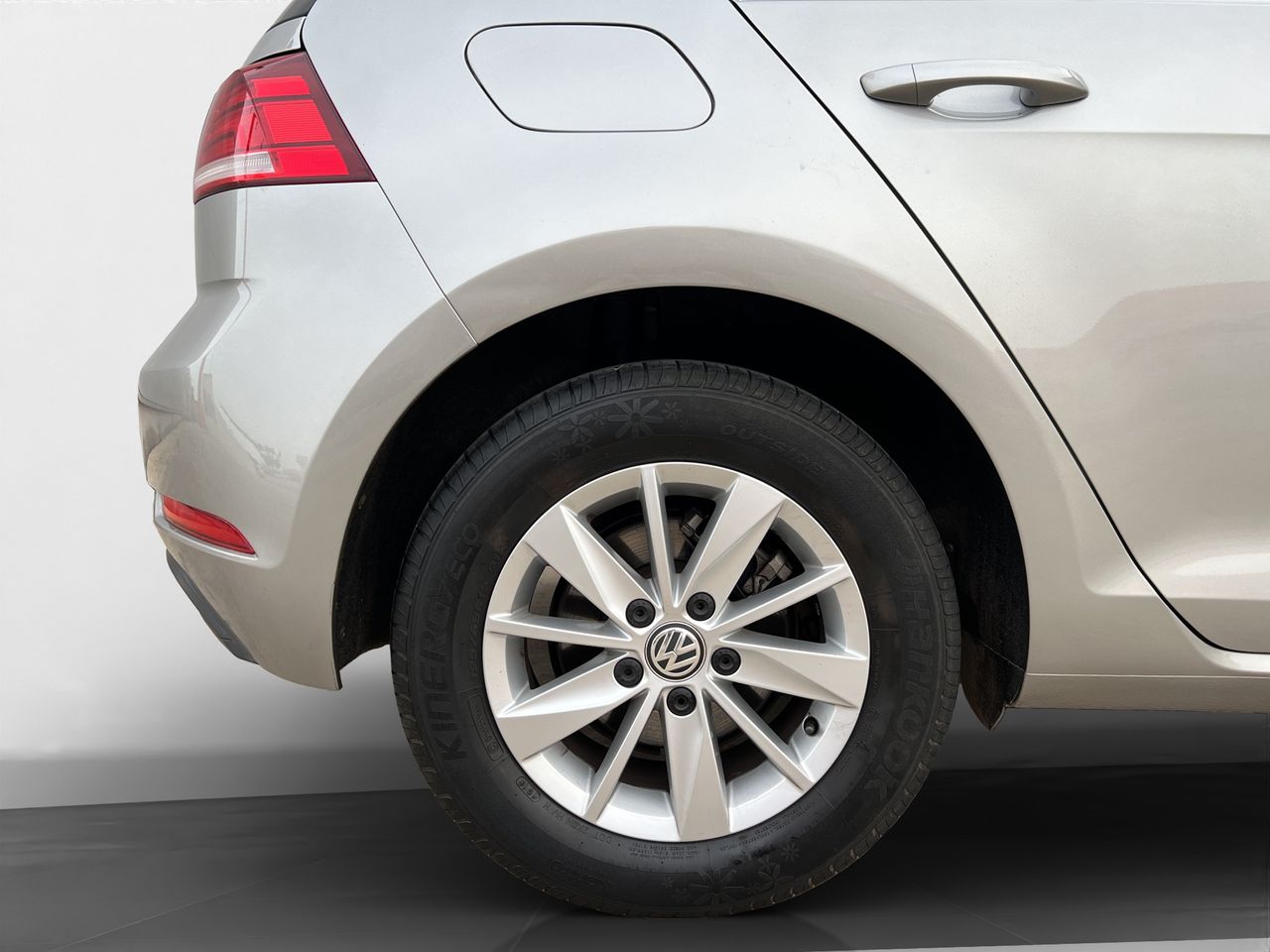Foto Volkswagen Golf 18