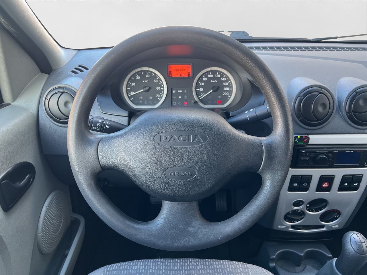 Foto Dacia Logan 10
