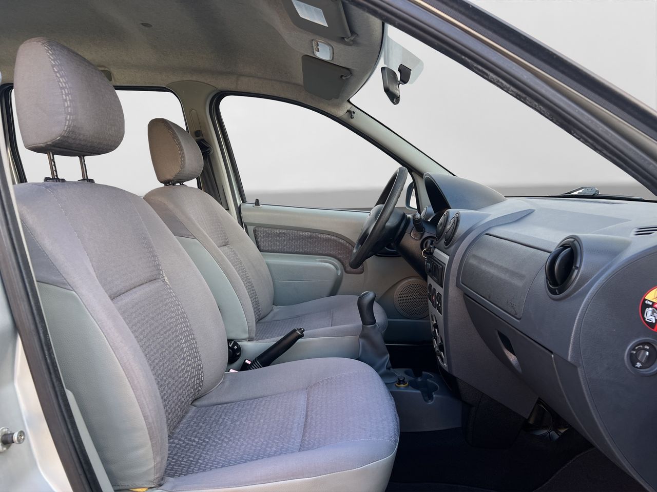 Foto Dacia Logan 15