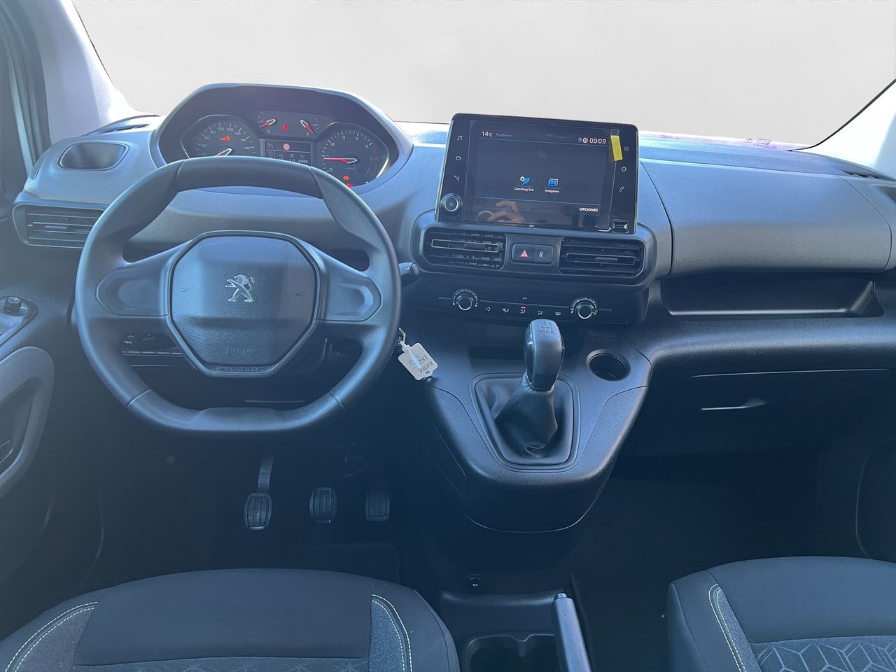 Foto Peugeot Rifter 12