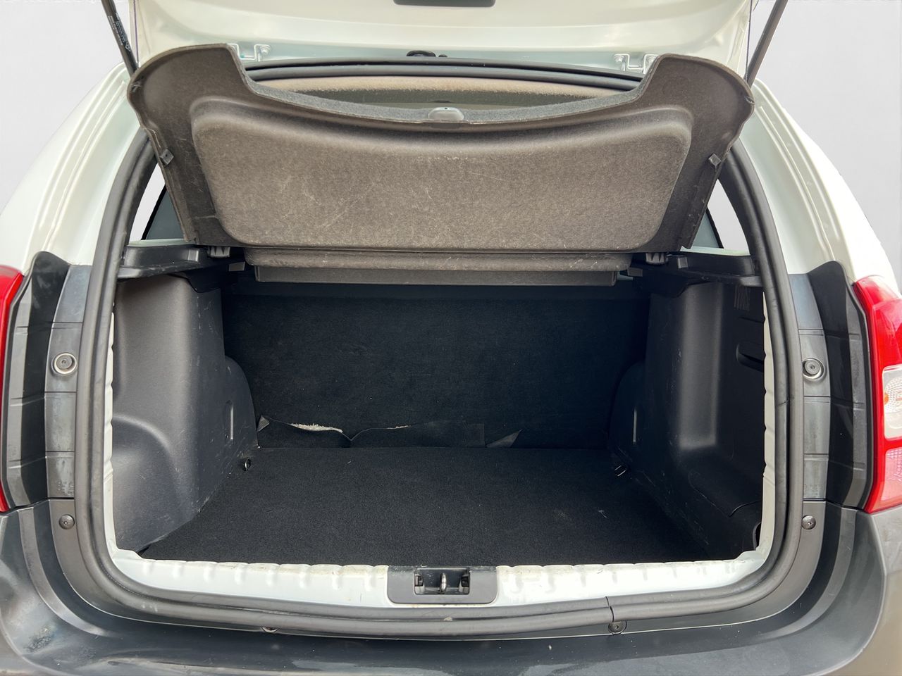 Foto Dacia Duster 16