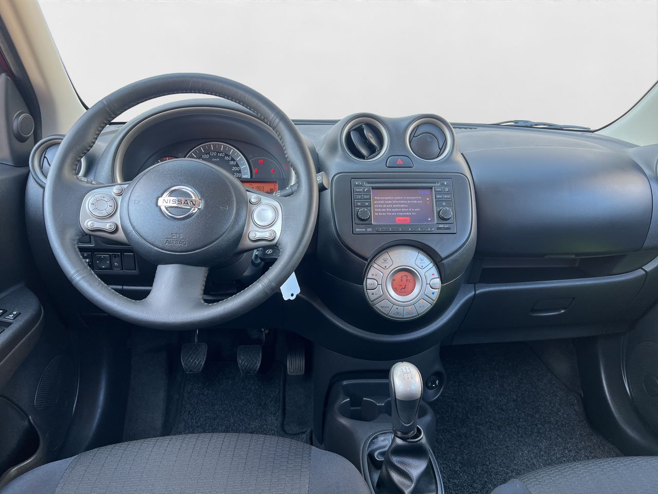 Foto Nissan Micra 16