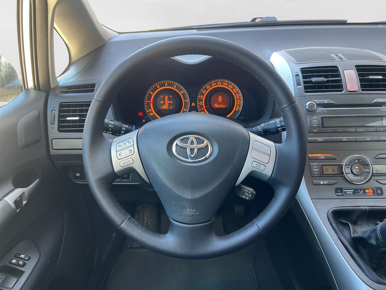 Foto Toyota Auris 8