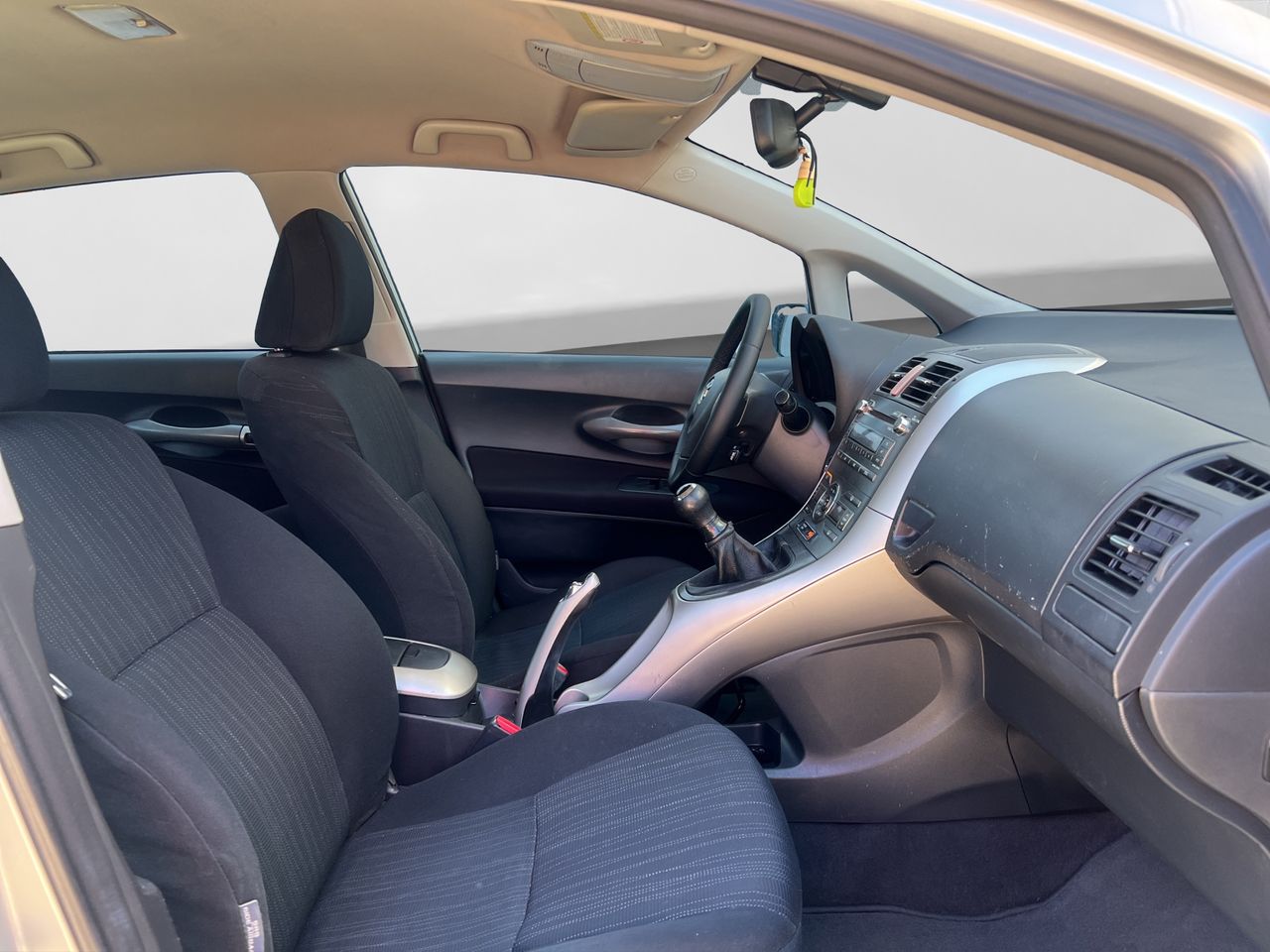 Foto Toyota Auris 14