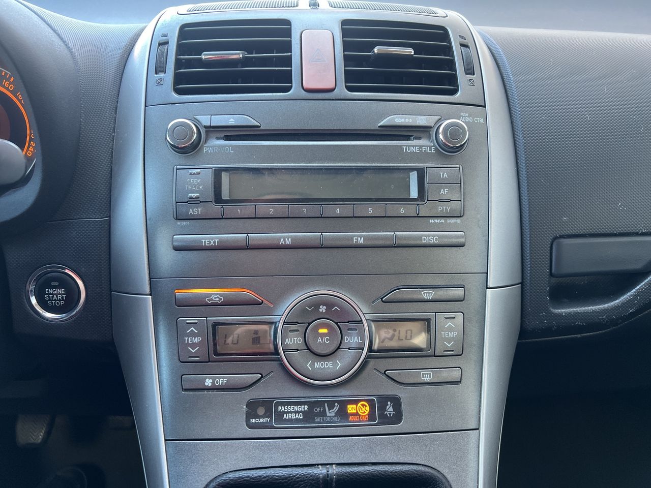 Foto Toyota Auris 15