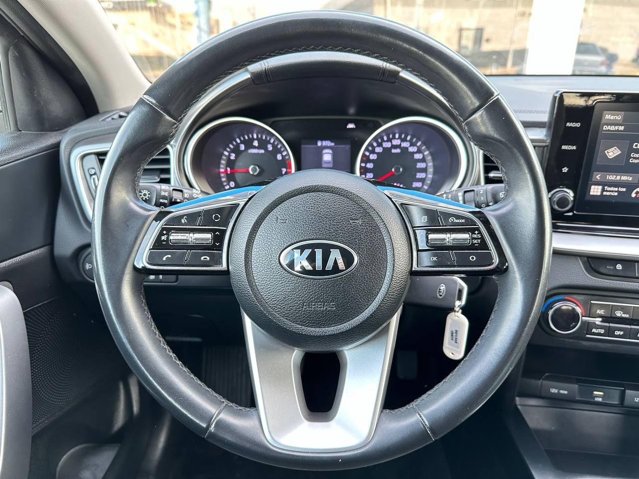 Foto Kia XCeed 6