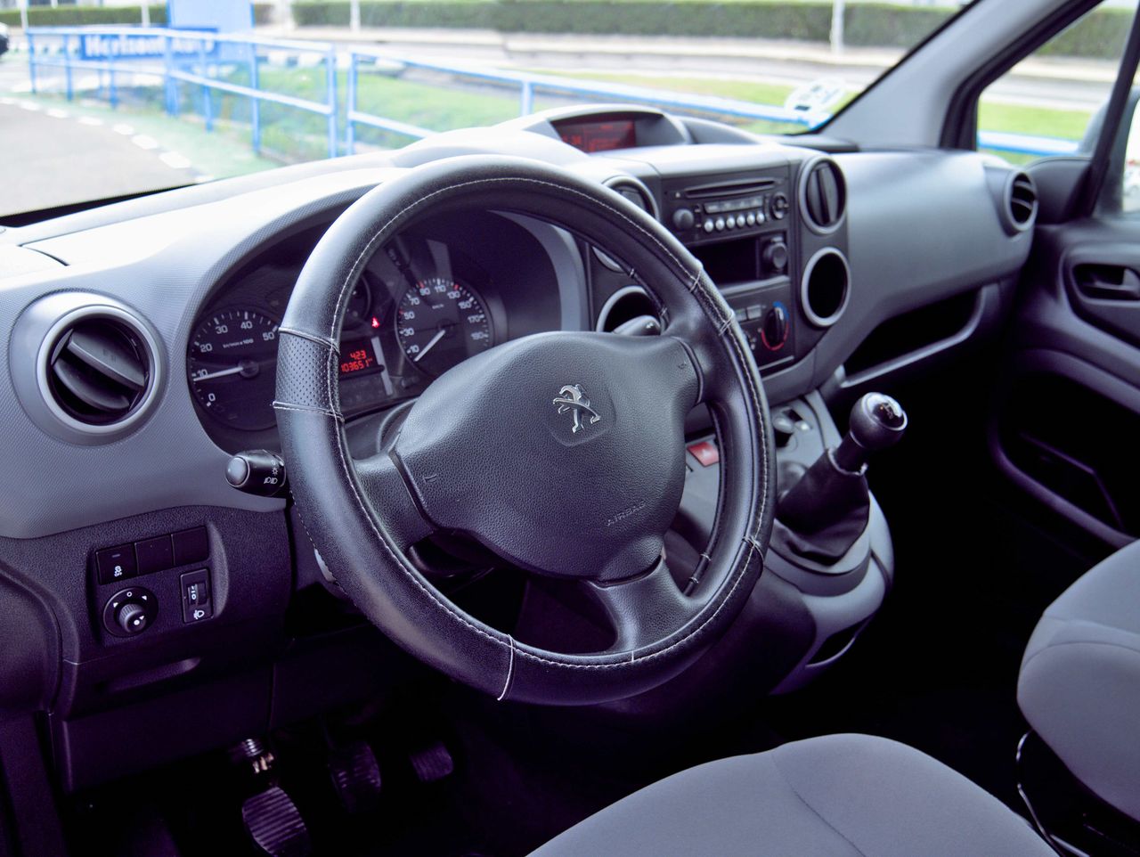 Foto Peugeot Partner 9