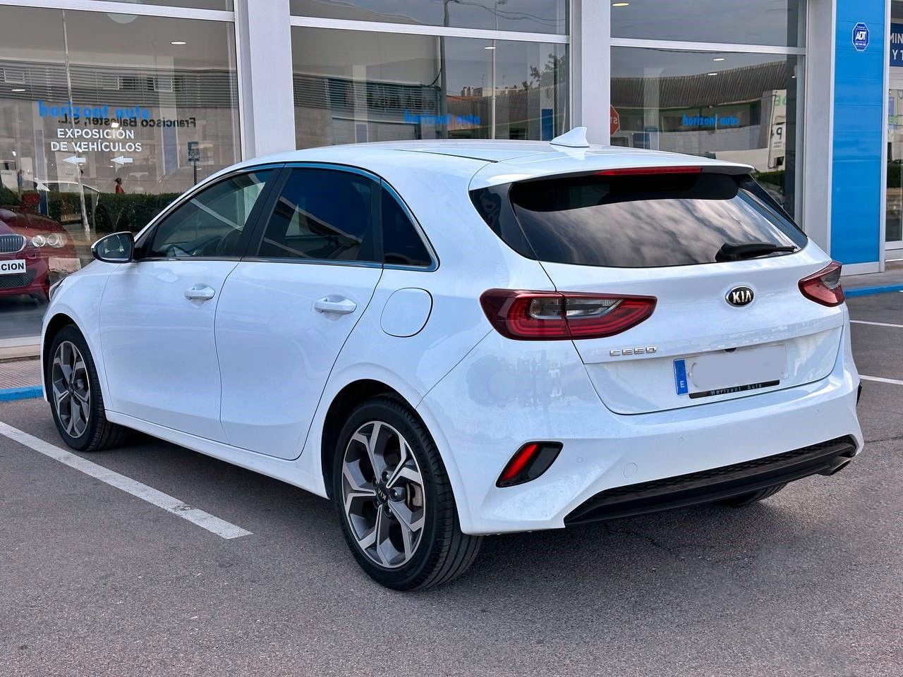 Foto Kia Ceed 12