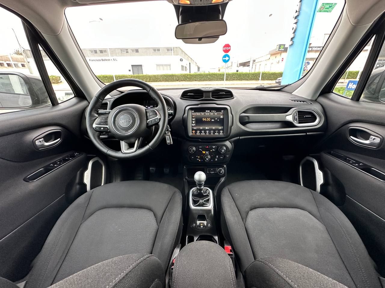 Foto Jeep Renegade 4