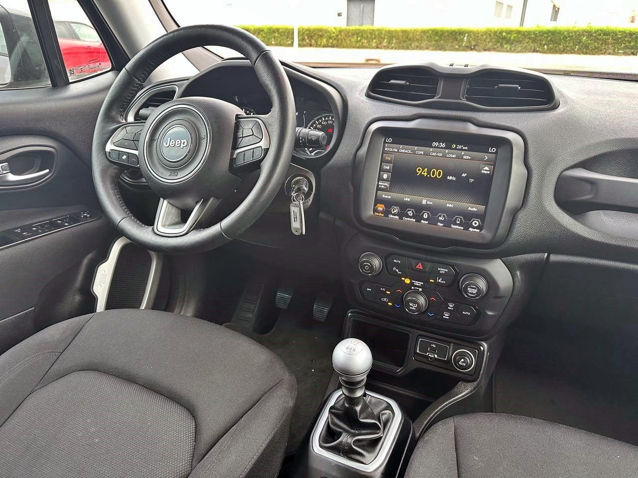 Foto Jeep Renegade 5