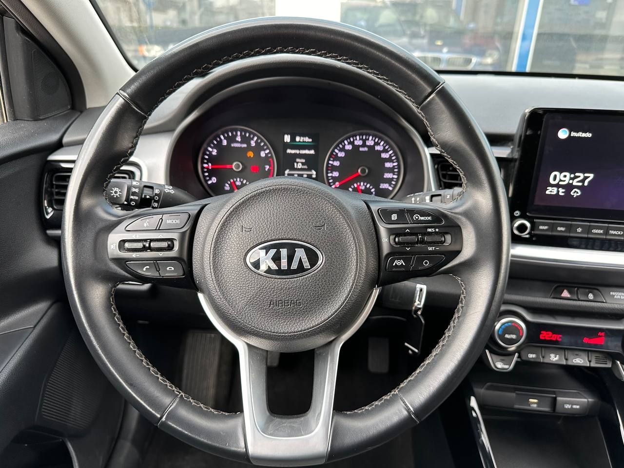 Foto Kia Stonic 6