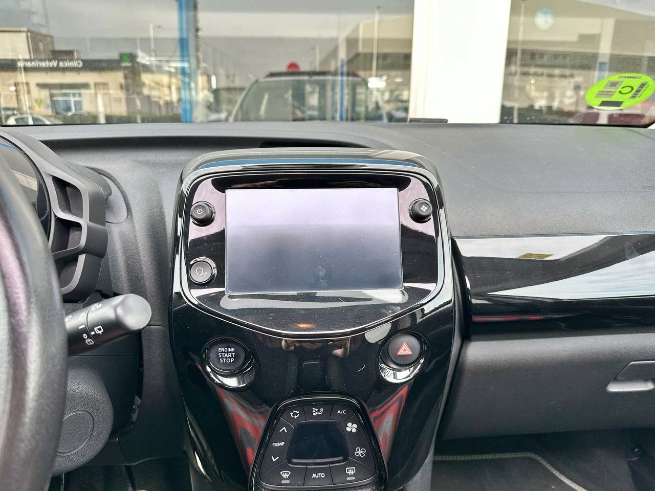 Foto Peugeot 108 7