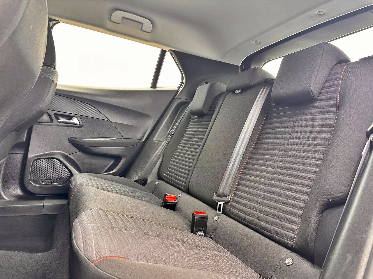 Foto Peugeot 2008 9