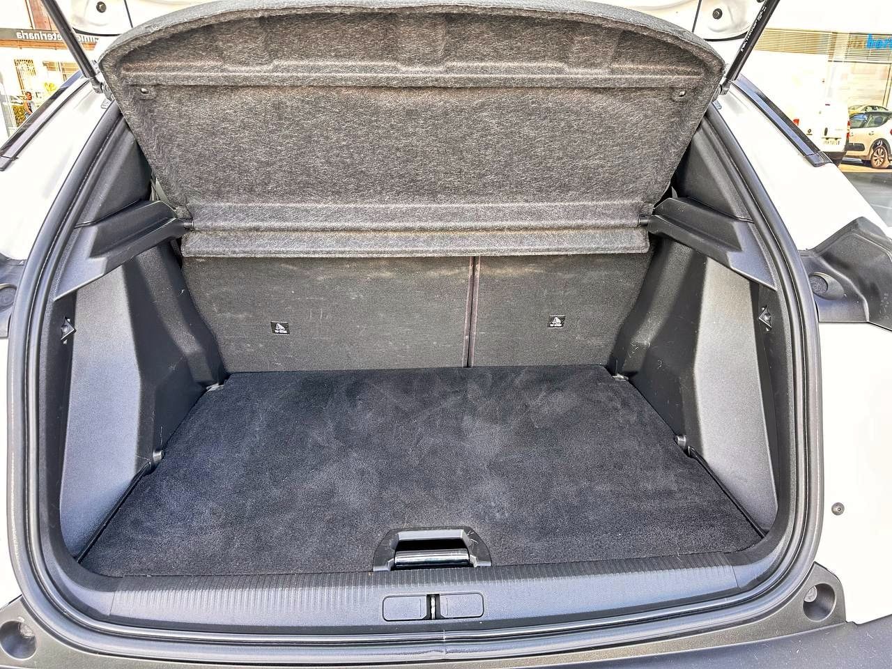 Foto Peugeot 2008 13
