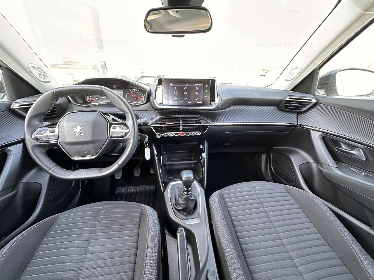 Foto Peugeot 2008 4