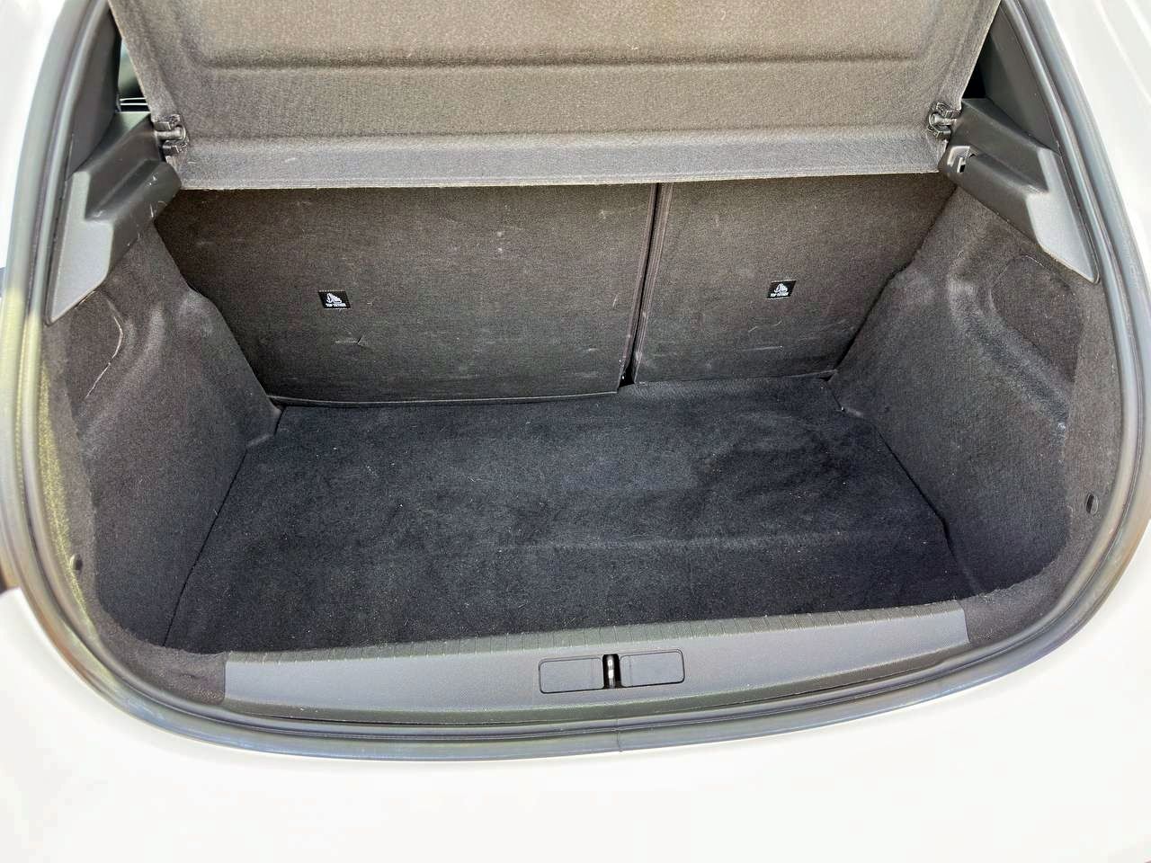 Foto Peugeot 208 10