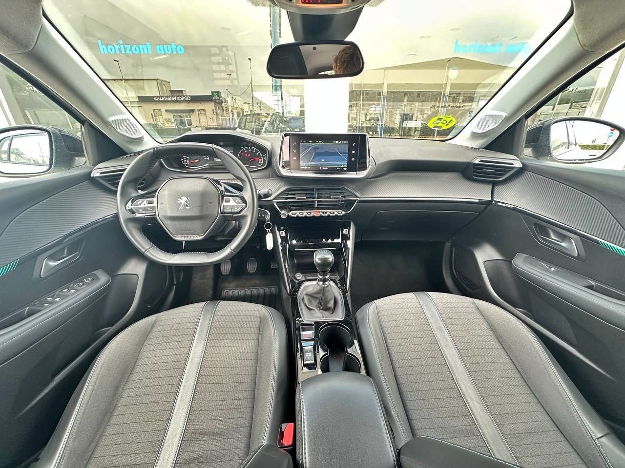 Foto Peugeot 208 4