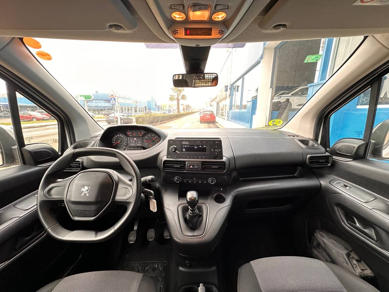 Foto Peugeot Rifter 4