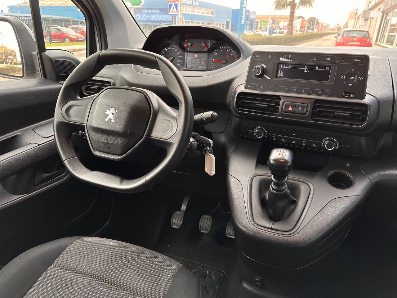 Foto Peugeot Rifter 5