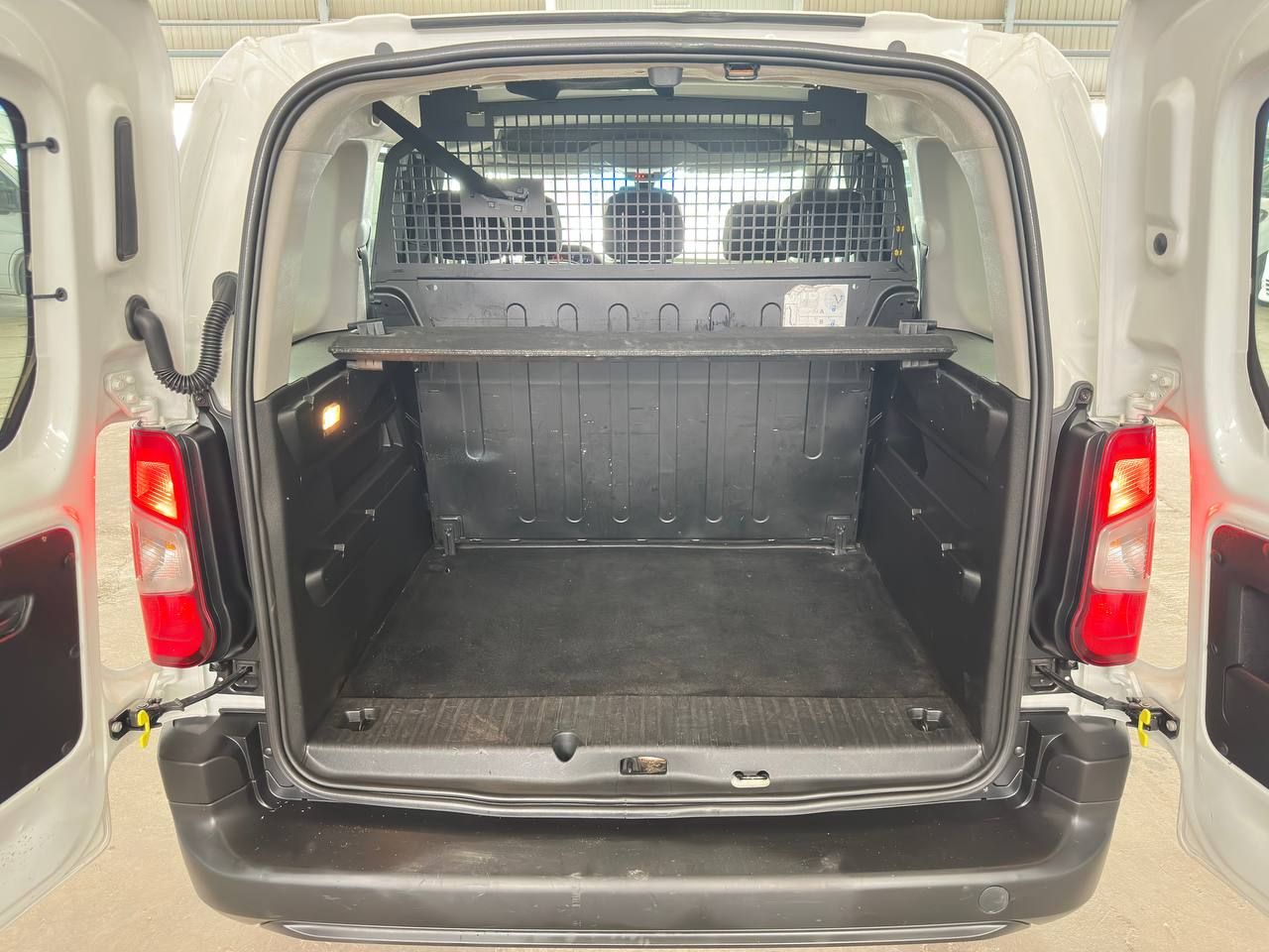 Foto Peugeot Rifter 15