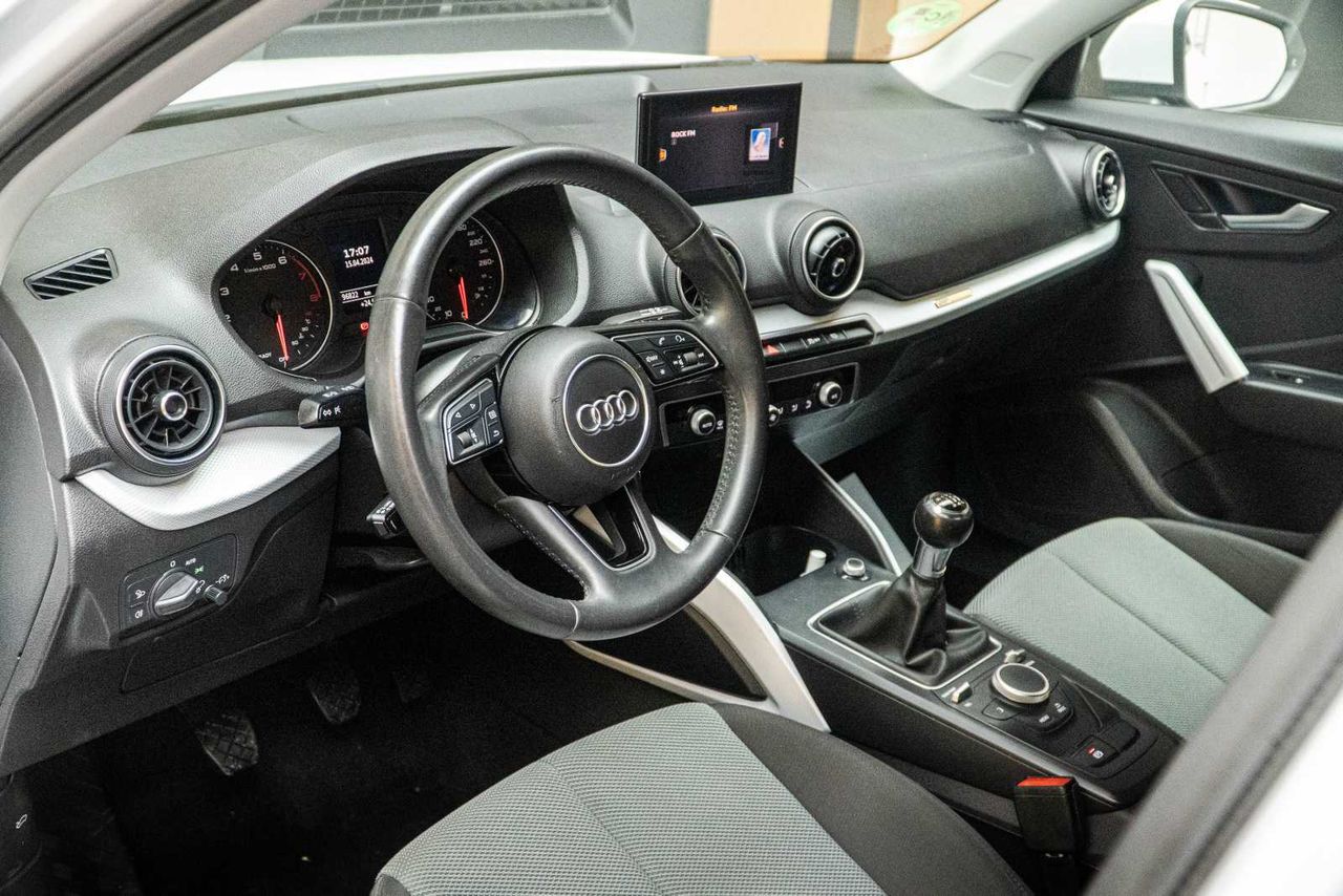 Foto Audi Q2 12