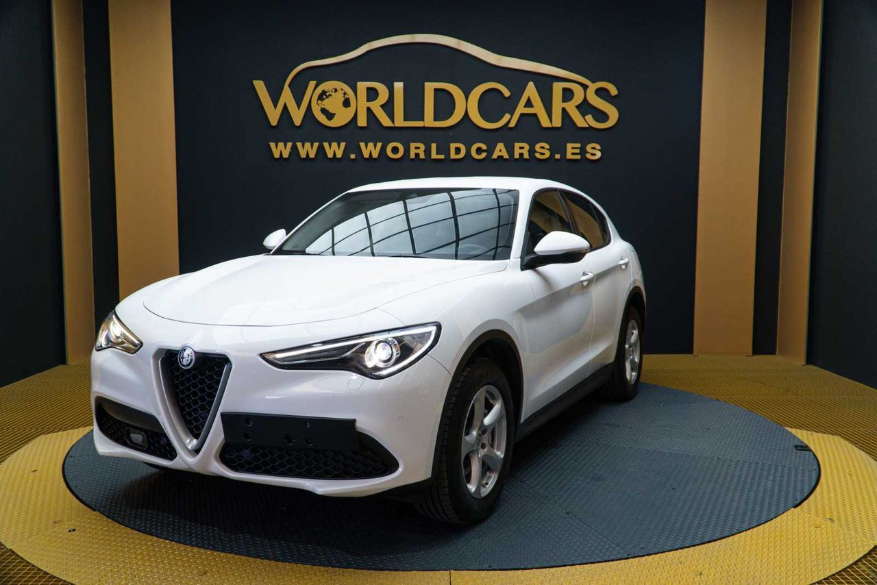 Foto Alfa Romeo Stelvio 2