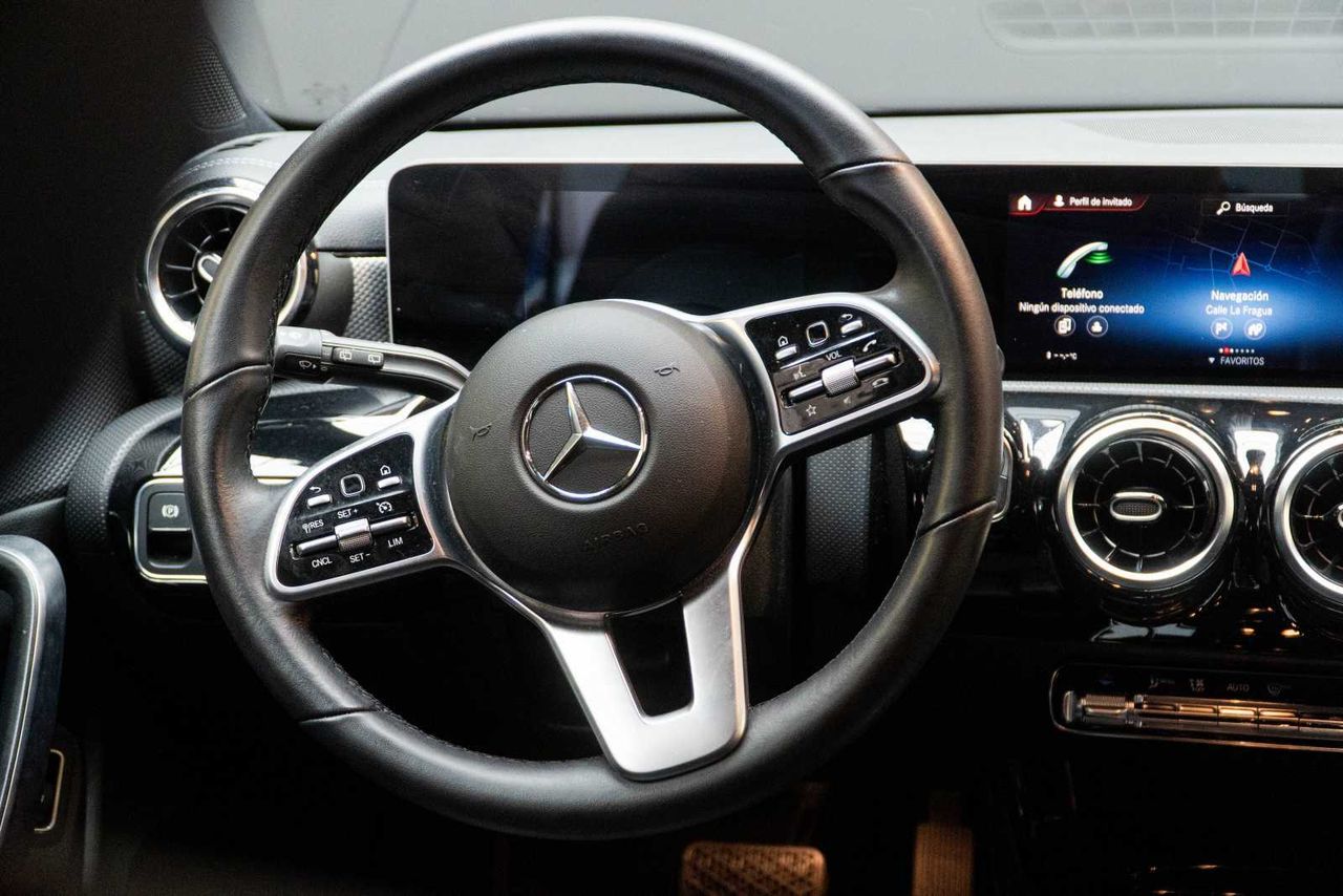 Foto Mercedes-Benz Clase CLA 9