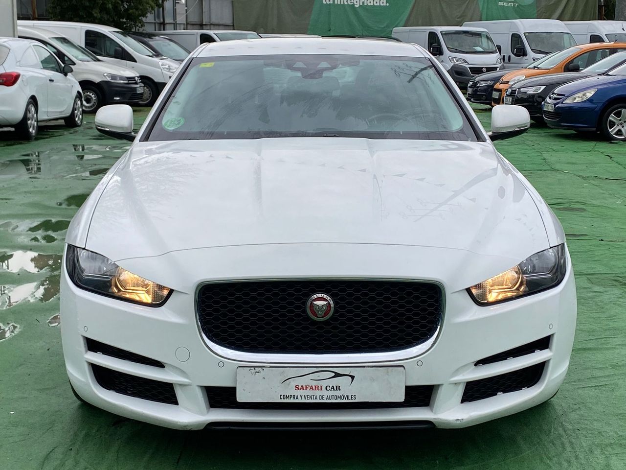 Foto Jaguar XE 2