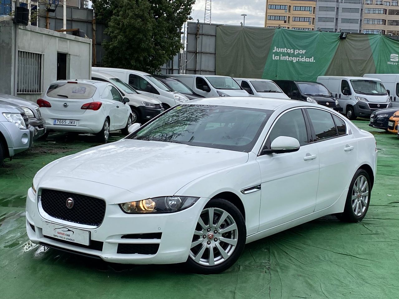 Foto Jaguar XE 4