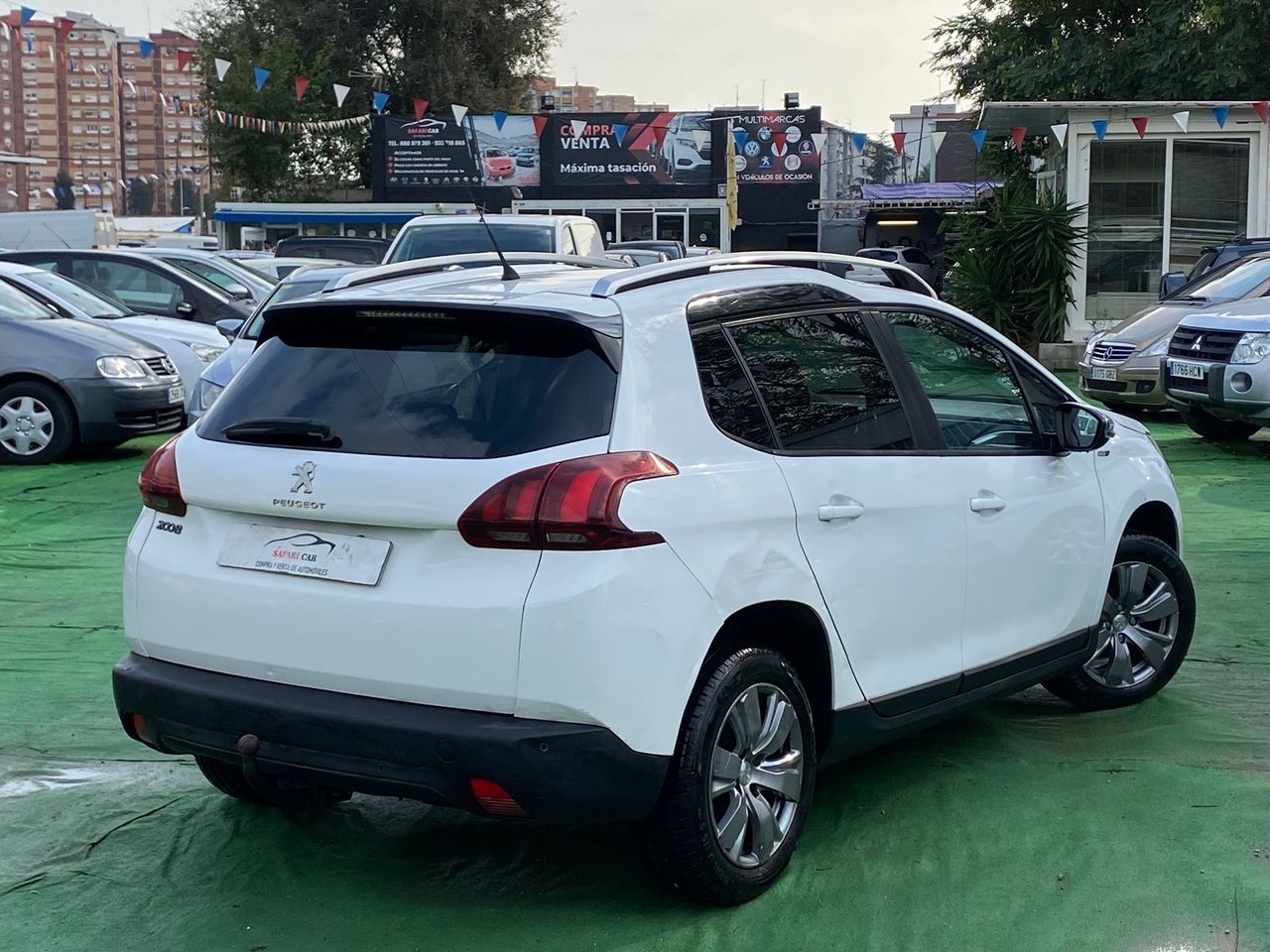 Foto Peugeot 2008 16