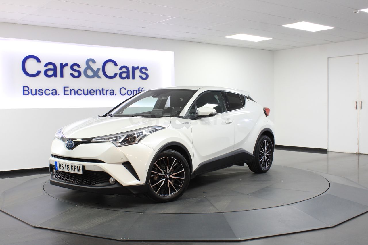 Foto Toyota C-HR 21