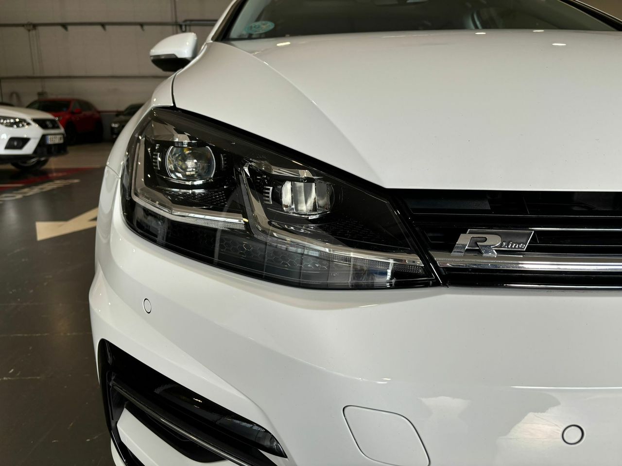 Foto Volkswagen Golf 9