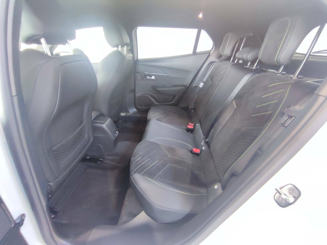 Foto Peugeot 2008 10
