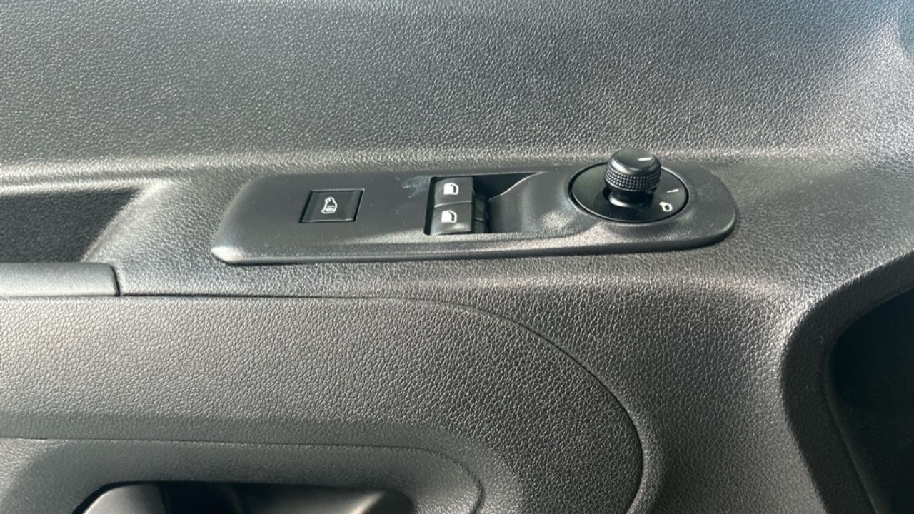 Foto Citroën Berlingo 19