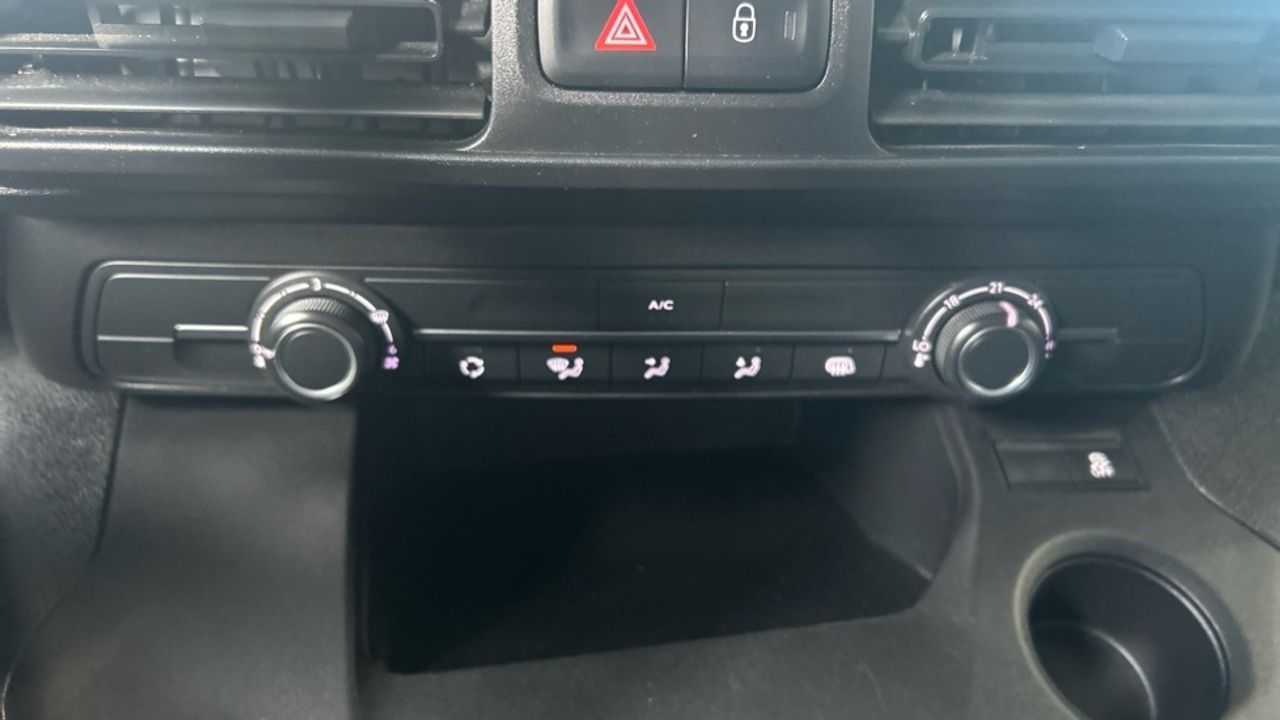 Foto Citroën Berlingo 26