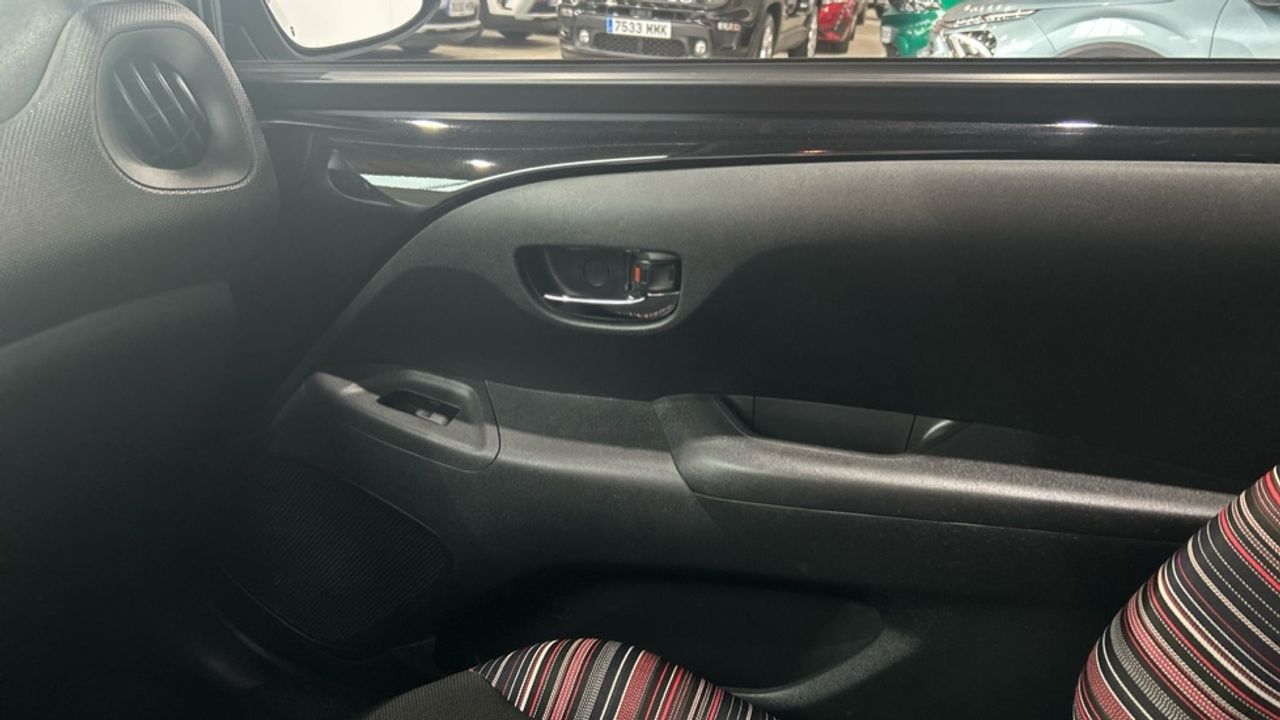 Foto Citroën C1 38